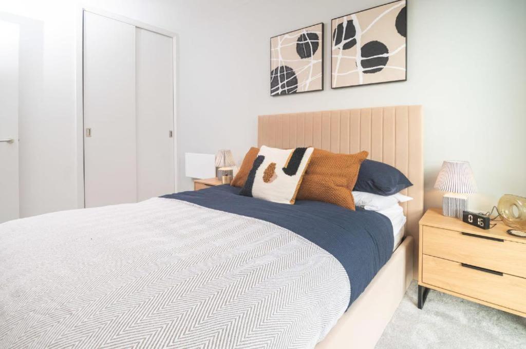 The Slate Yard- Manchester - Near Salford Central Station - Housity