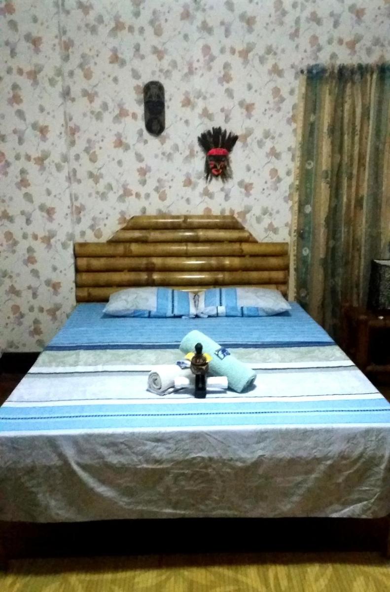 Bugoy Bikers Hostel - Housity
