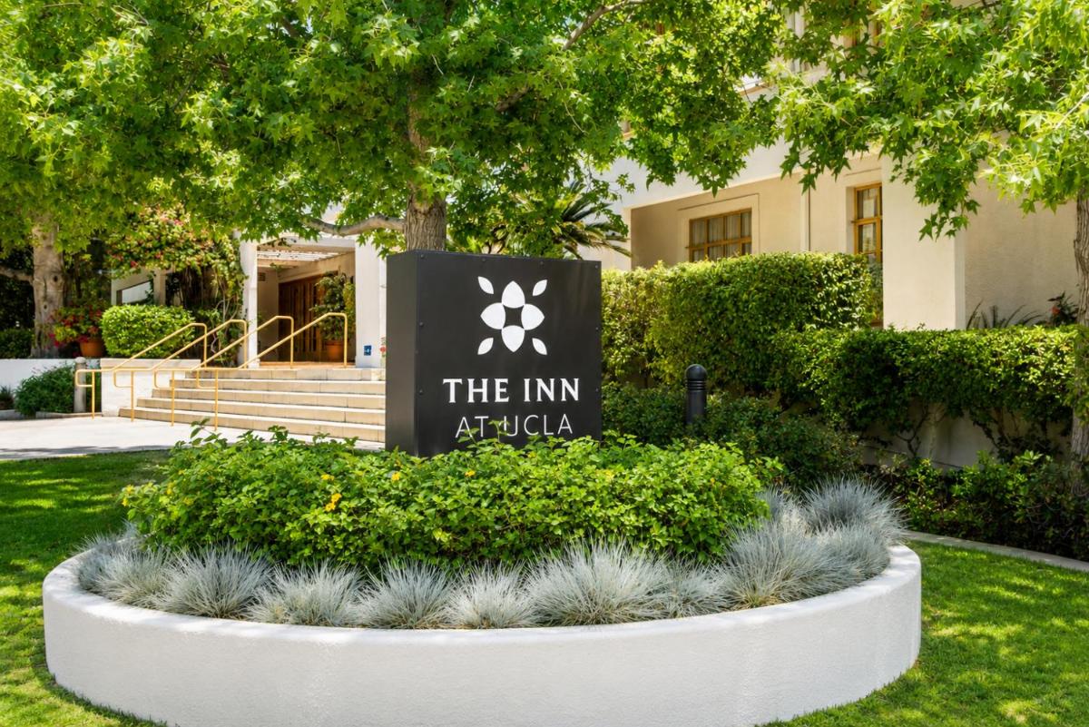The Inn at UCLA - Housity