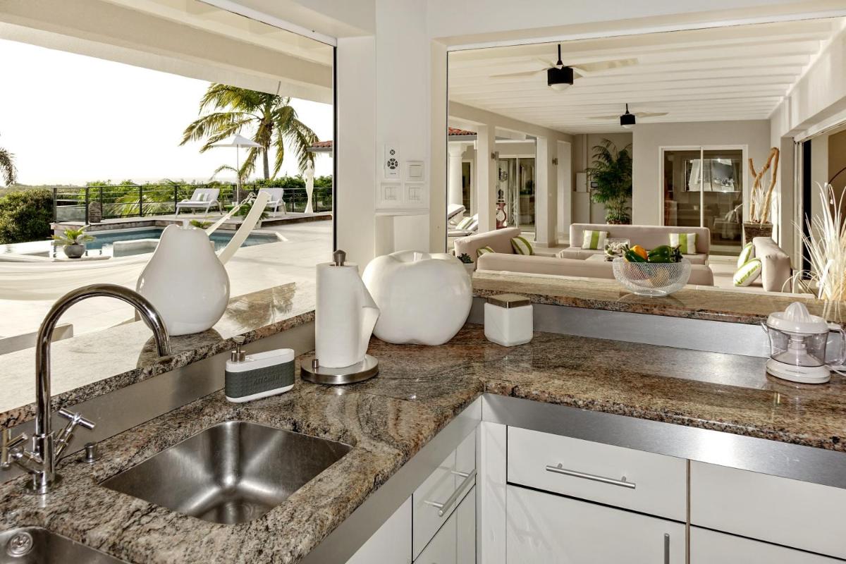 Suitetrails - Seafacing Villas Apartments Rentals