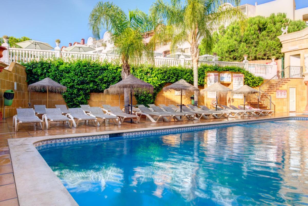 A piscina em ou perto de Choromar Apartments