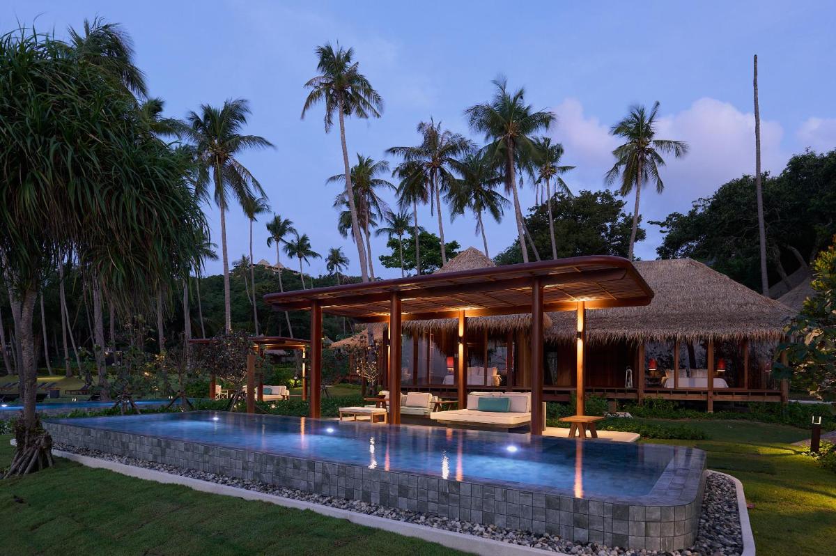 Haadtien Beach Resort - Housity
