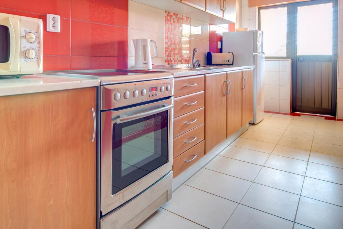A cozinha ou kitchenette de Choromar Apartments