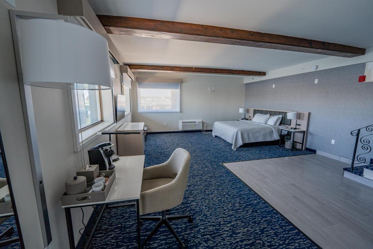 Seaport Resort and Marina - Housity