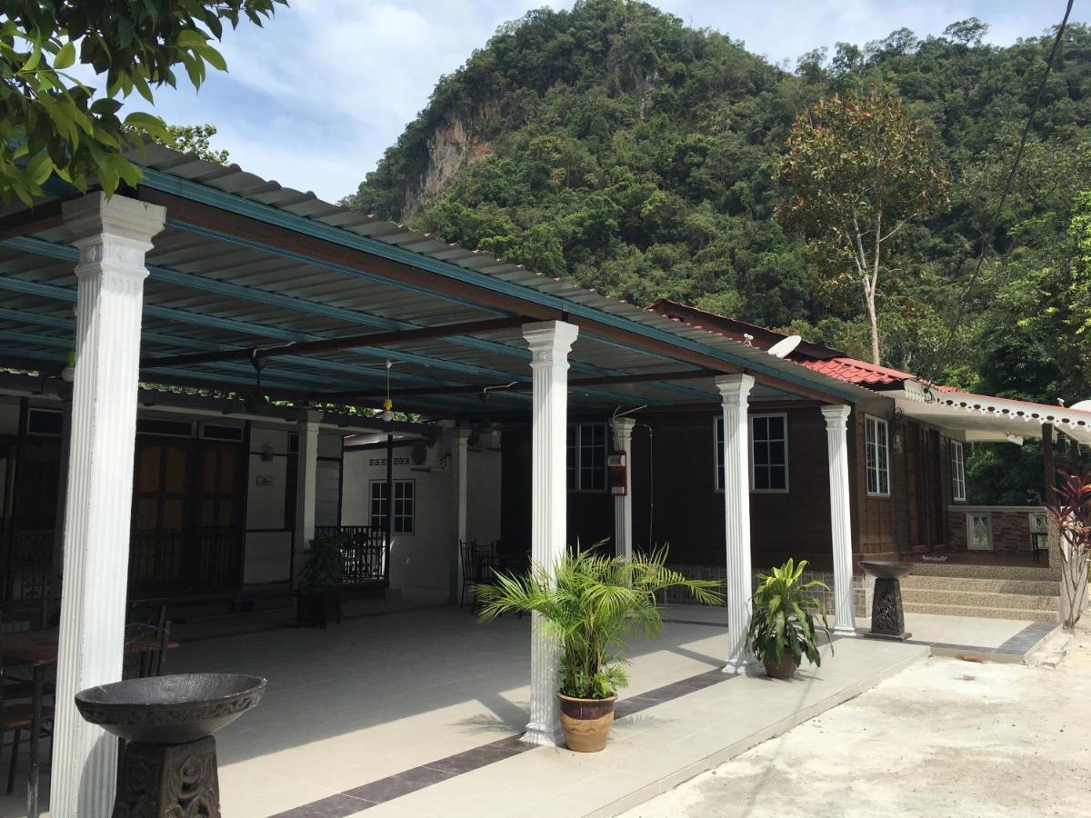 Sri Kilim Resthouse and Homestay Langkawi - Housity