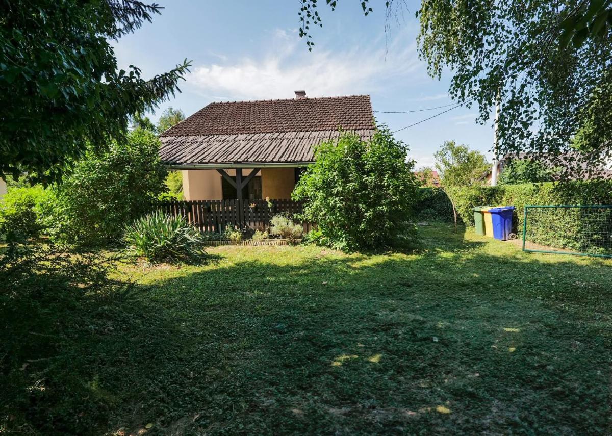 Kuća za odmor Na jezeru, Šoderica - Fenced Yard & Pet friendly holidayhouse - Housity