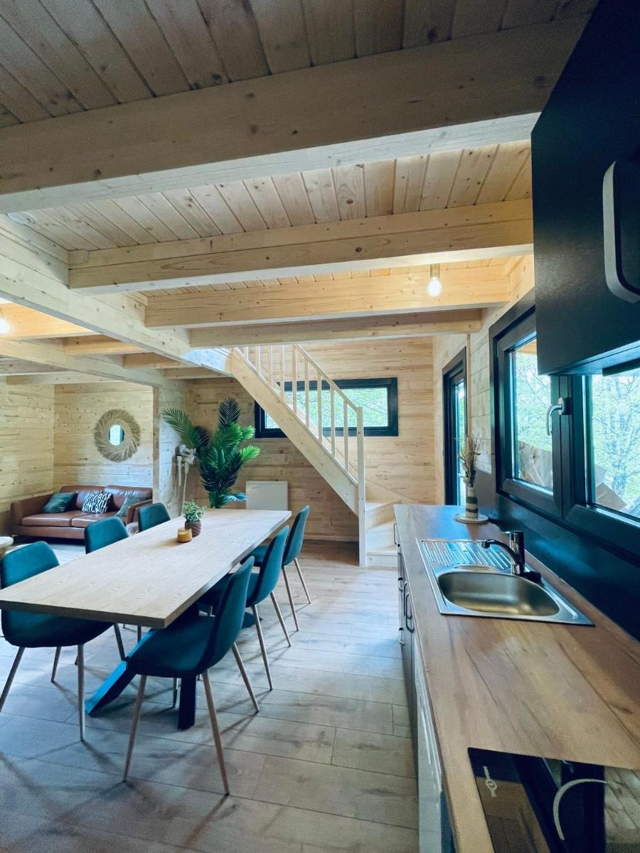 Cabanes et Lodges du Belvedere - Housity