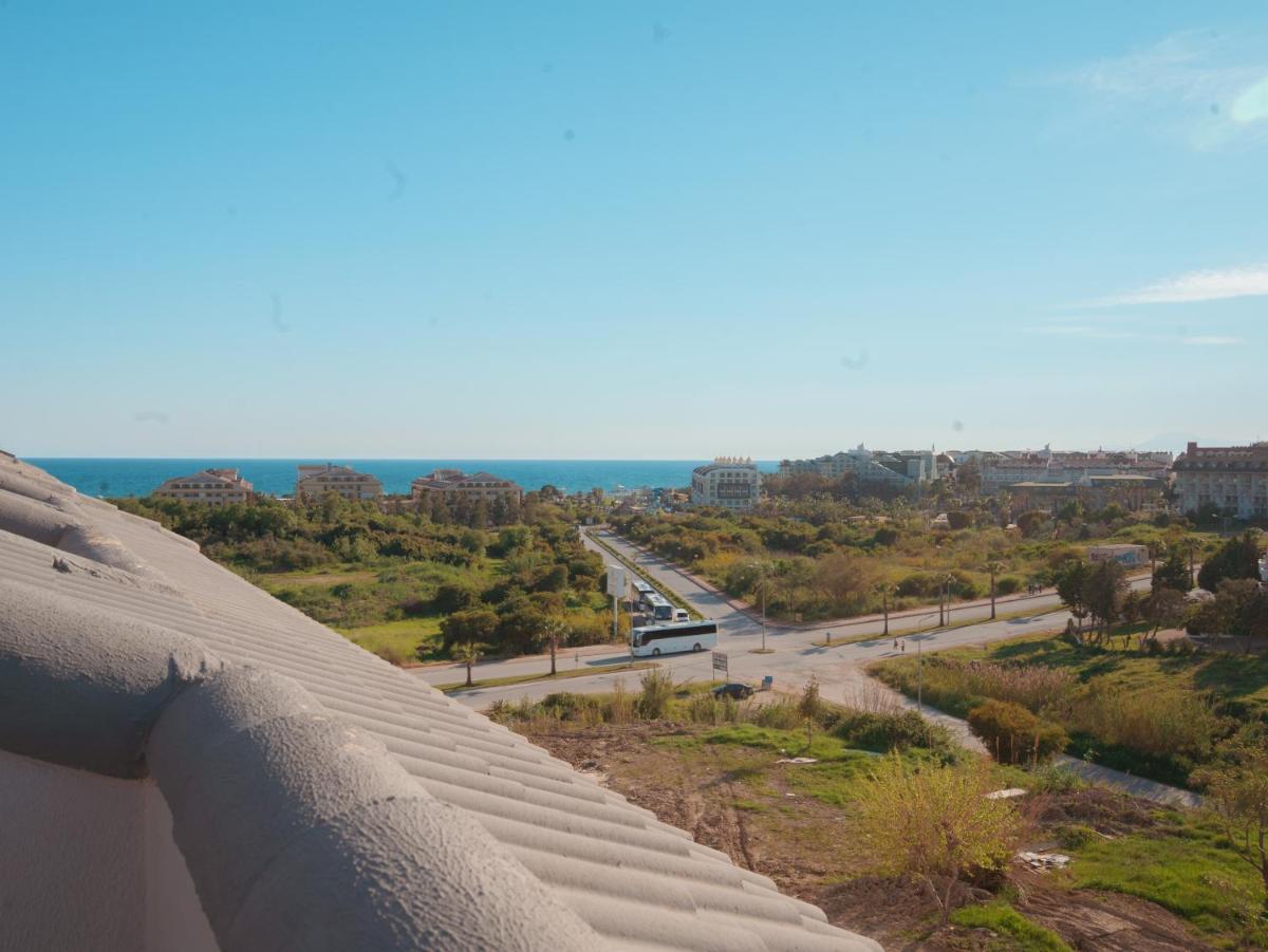 Q Ella Beach Hotel - Housity