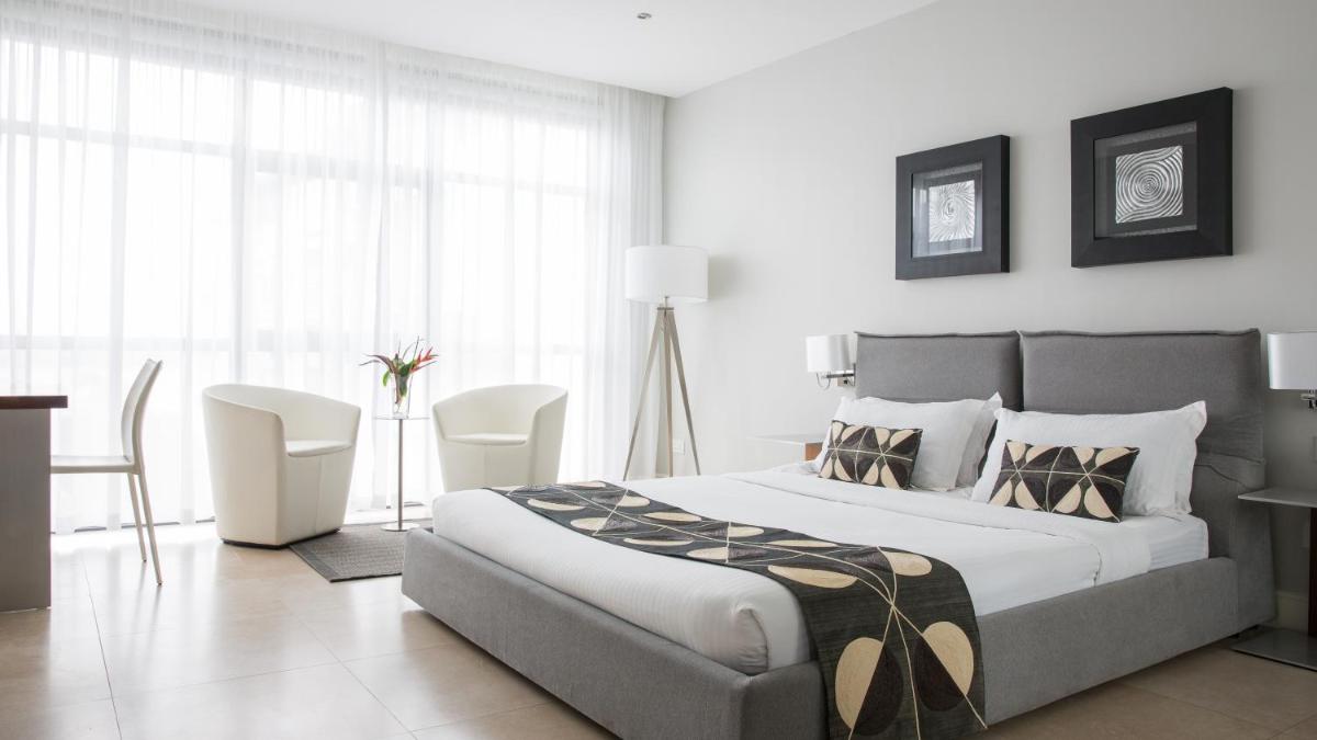 Hotel English Point Marina & Spa - Housity