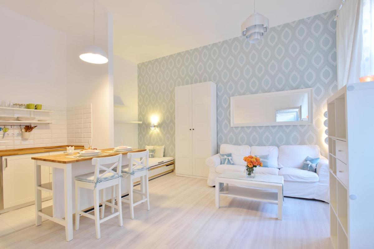 Suitetrails - Gozsdu Apartments in Center