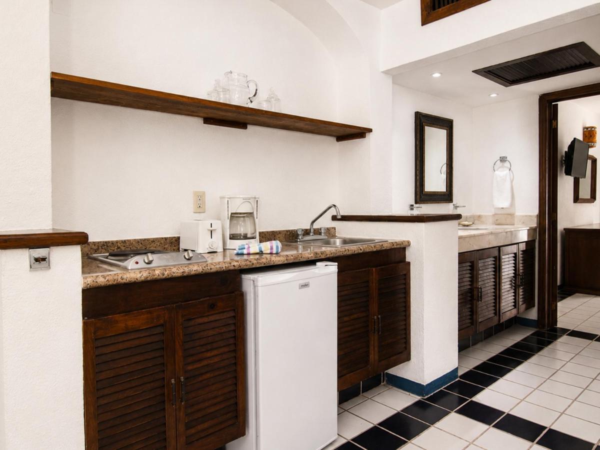 Los Arcos Suites - Housity