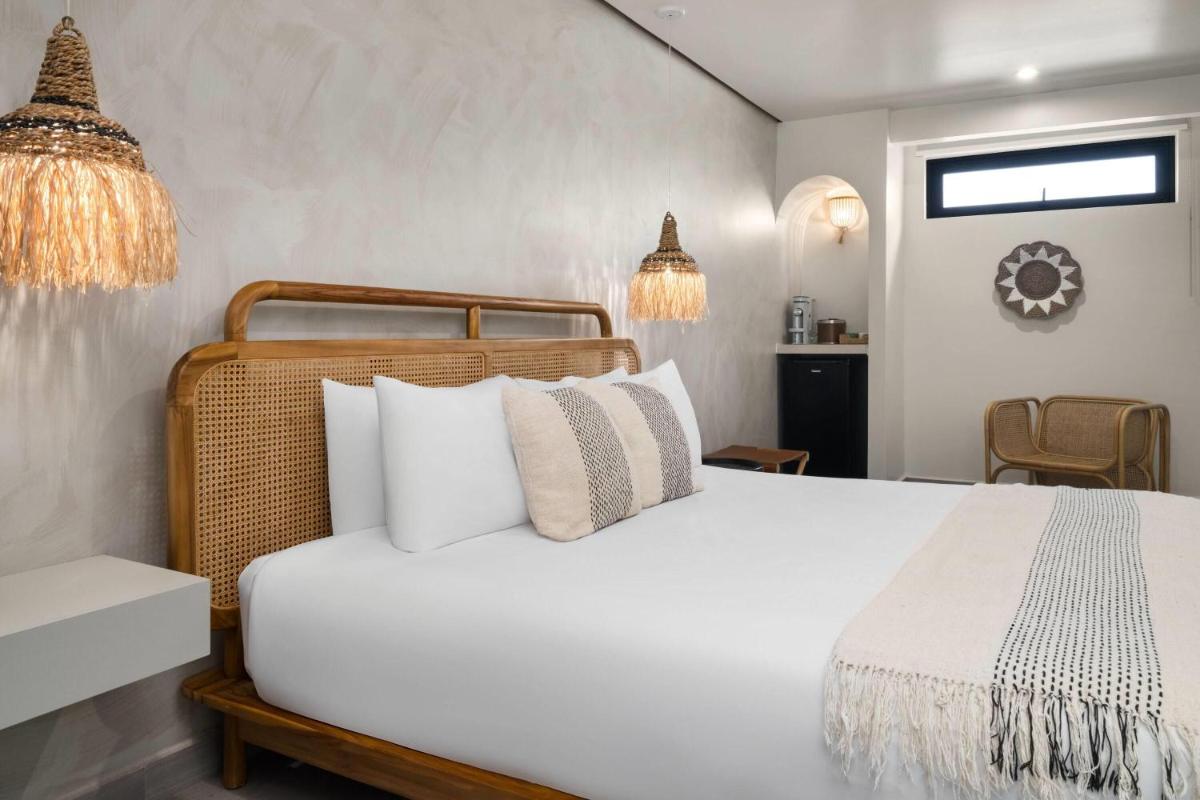 Bali Hotel Adults Only Isla Verde, a Trademark by Wyndham - Housity