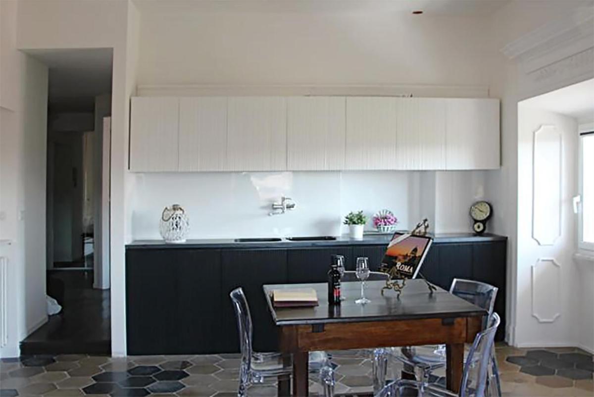 La Rosa del Vaticano Luxury Apartment - Housity