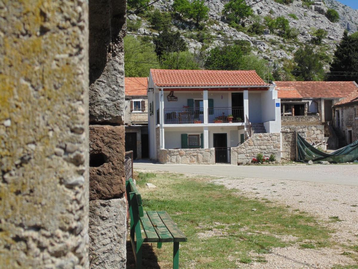 Holiday Home Paklenica - Housity