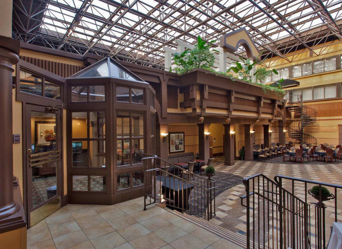 The Rockville Hotel, a Ramada by Wyndham - Housity