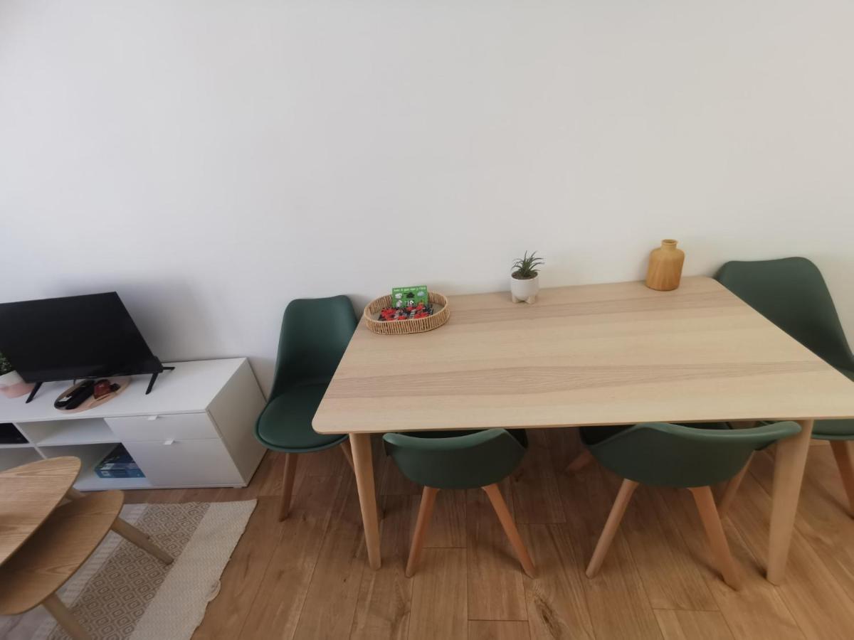 Appartement 100 m de la plage - Housity