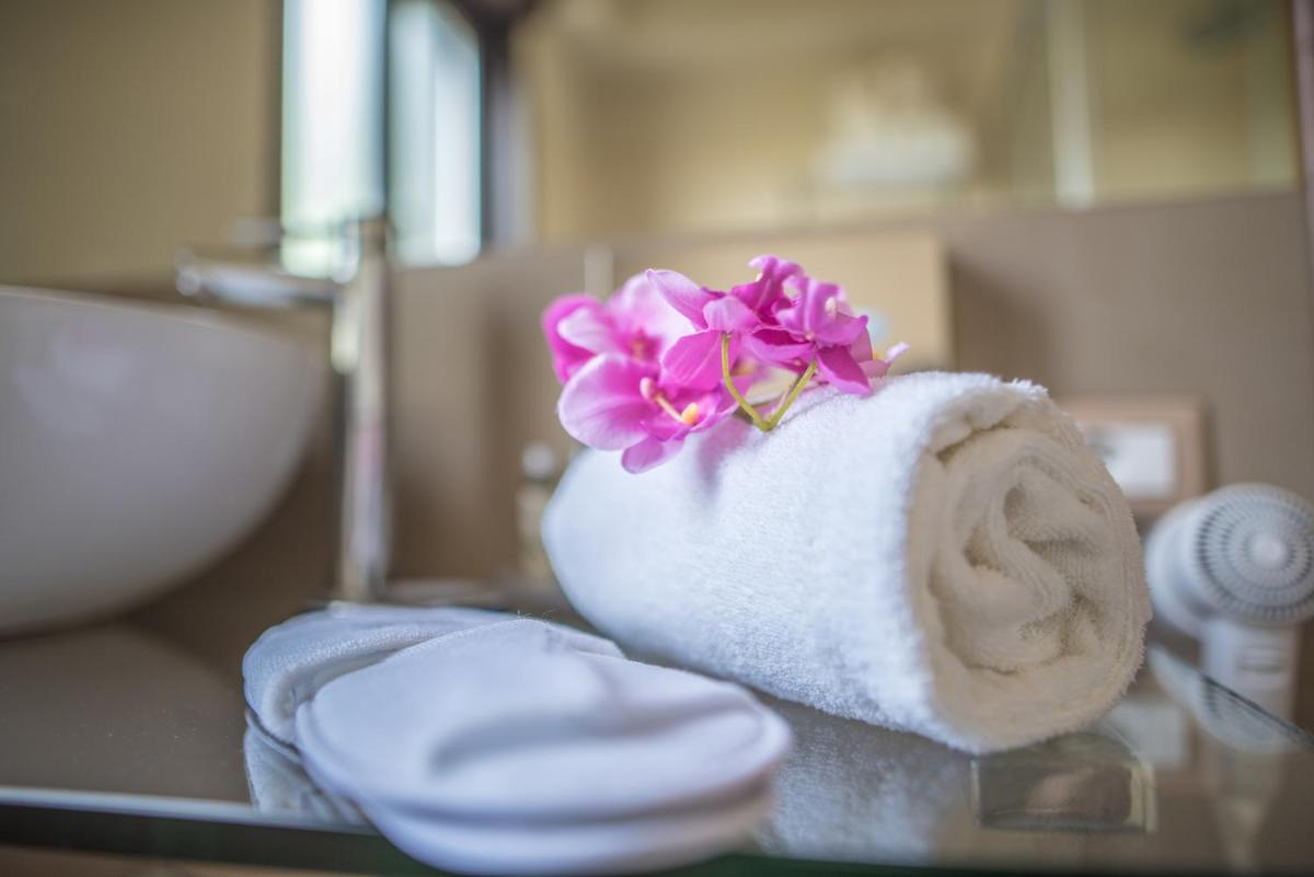 Villa Morgana Resort and Spa - Housity
