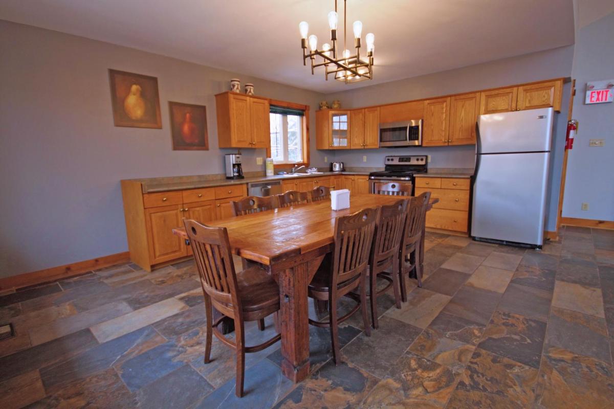 Summit Ridge 5 - Housity