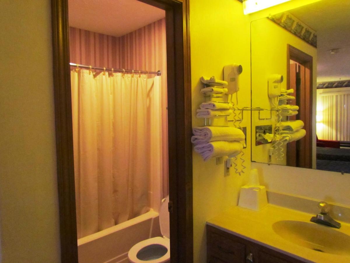 Travel Inn & Suites - Housity