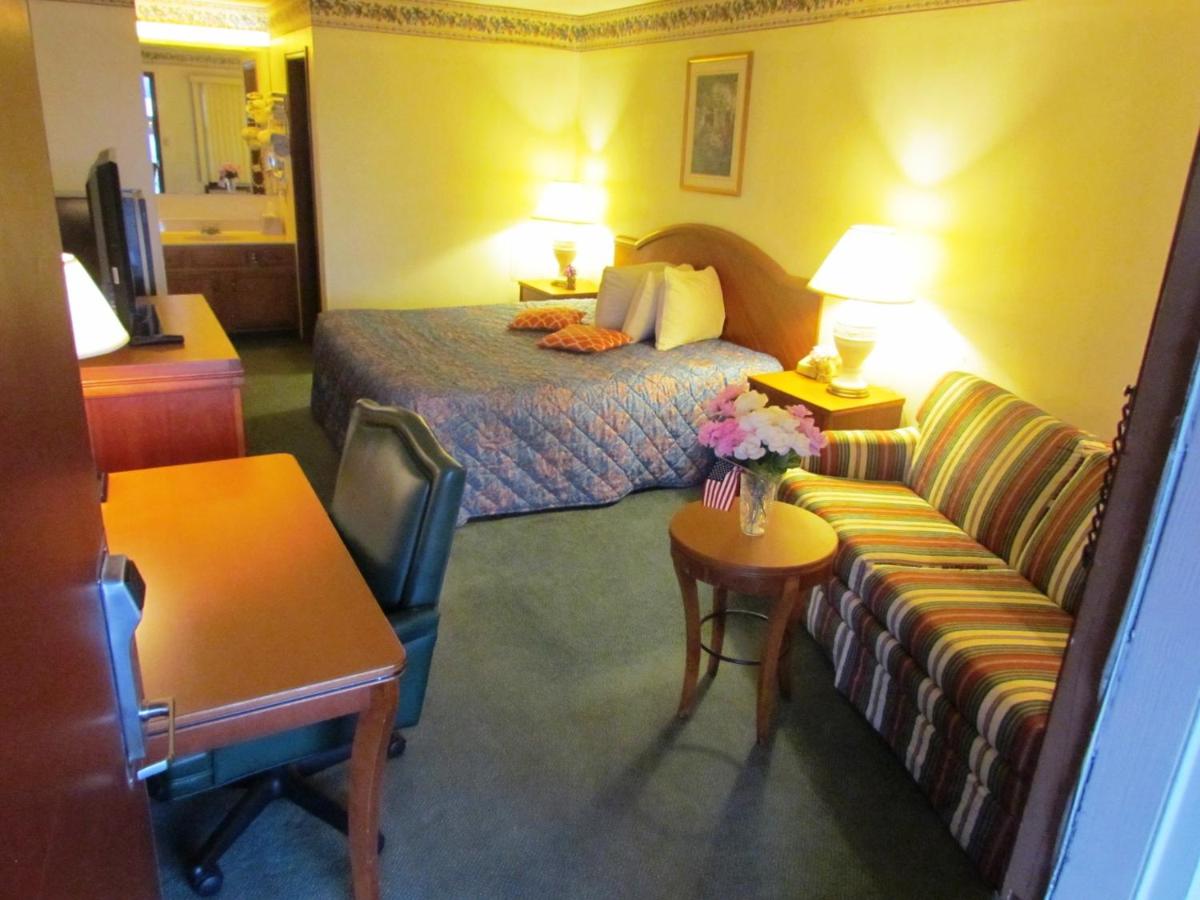 Travel Inn & Suites - Housity