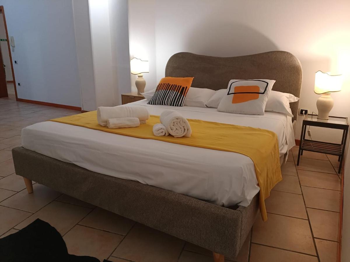 Lupiae Rooms Lecce Centro Guest House - Housity