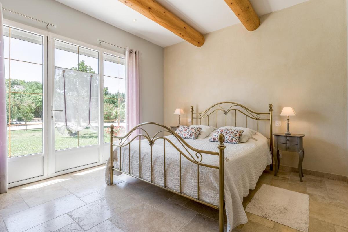 La Bastide Des Mereuilles - Housity