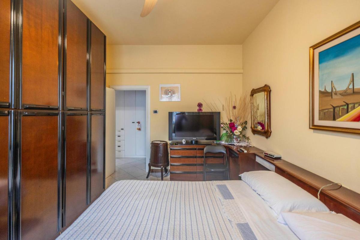 Nadia House, Bologna by Short Holidays - Housity