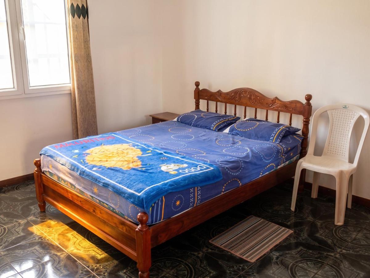 Charming apartment in Trou aux Biches with enclosed garden 50 sqm - Housity