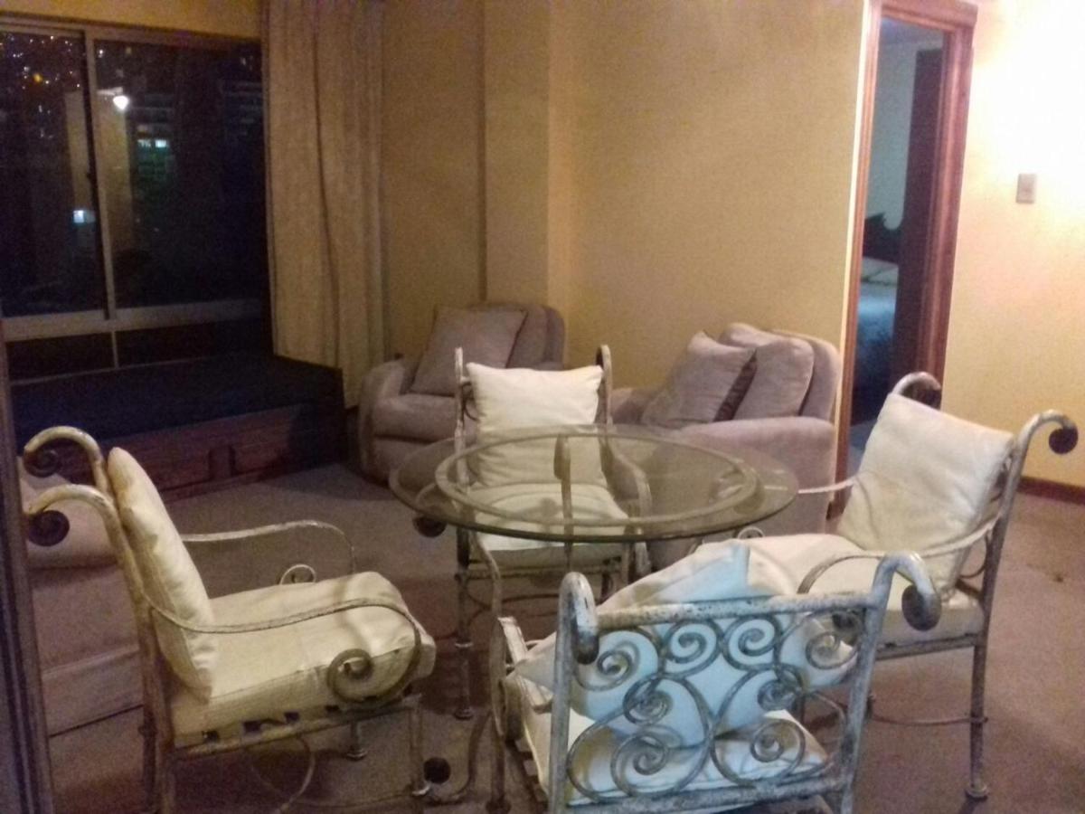 Suitetrails - Downtown La Paz Apartment