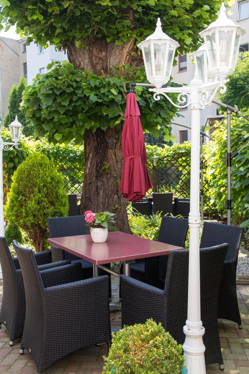 Ferienwohnungen am Wintergarten - Housity