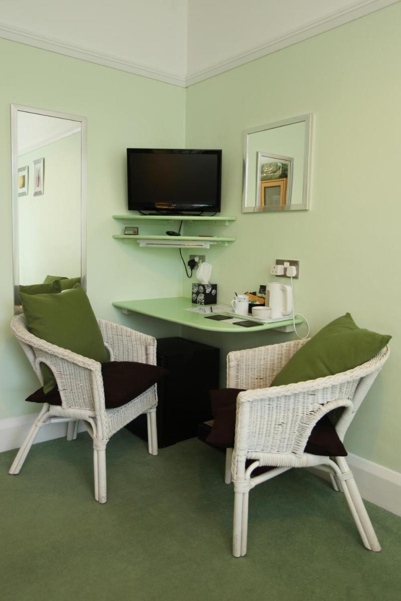 Cranston House - Housity