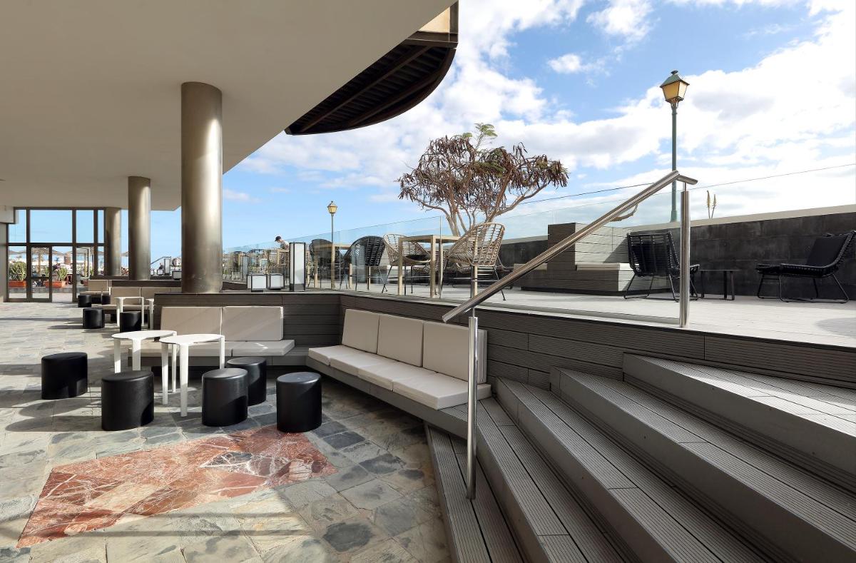 Un balcón o terraza de Eurostars Las Salinas