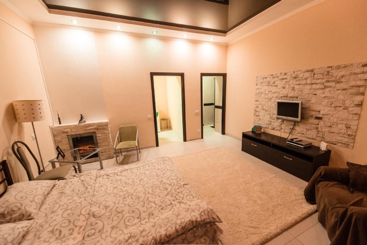 Studio Ember at Maidan Konstytutsii - Housity
