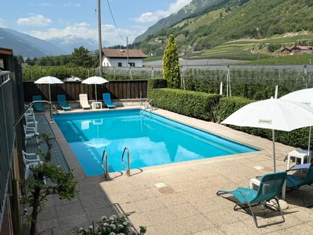 Hotel Mondschein - Housity