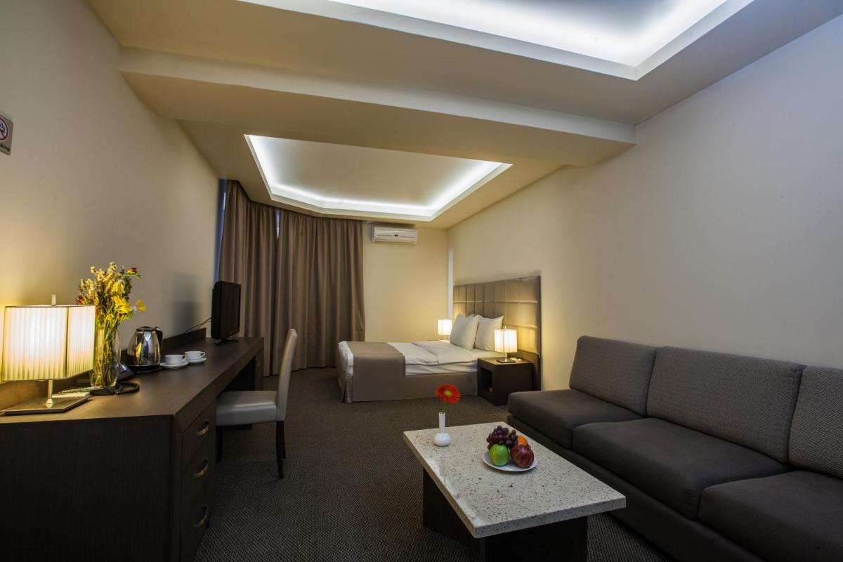 Aviatrans Hotel - Housity