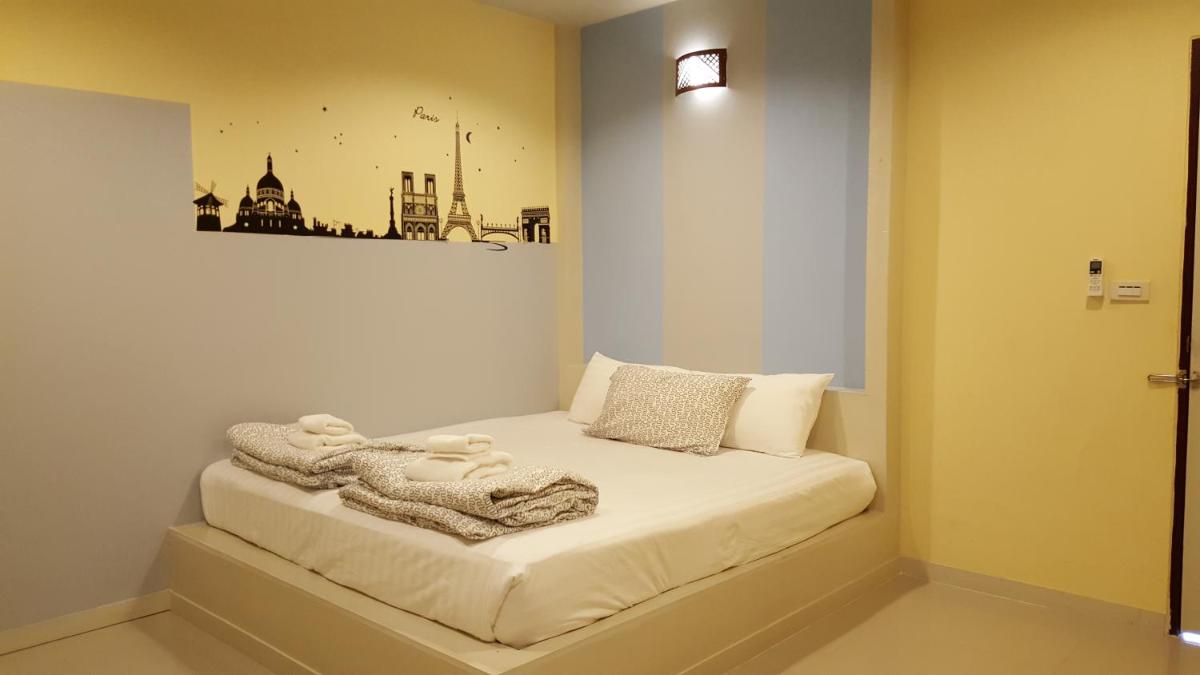 Juntima Place at Amphawa - Housity