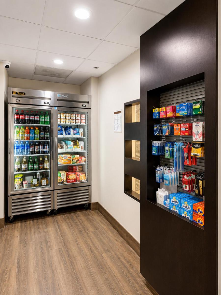 Courtyard by Marriott Houston Hobby Airport - Housity