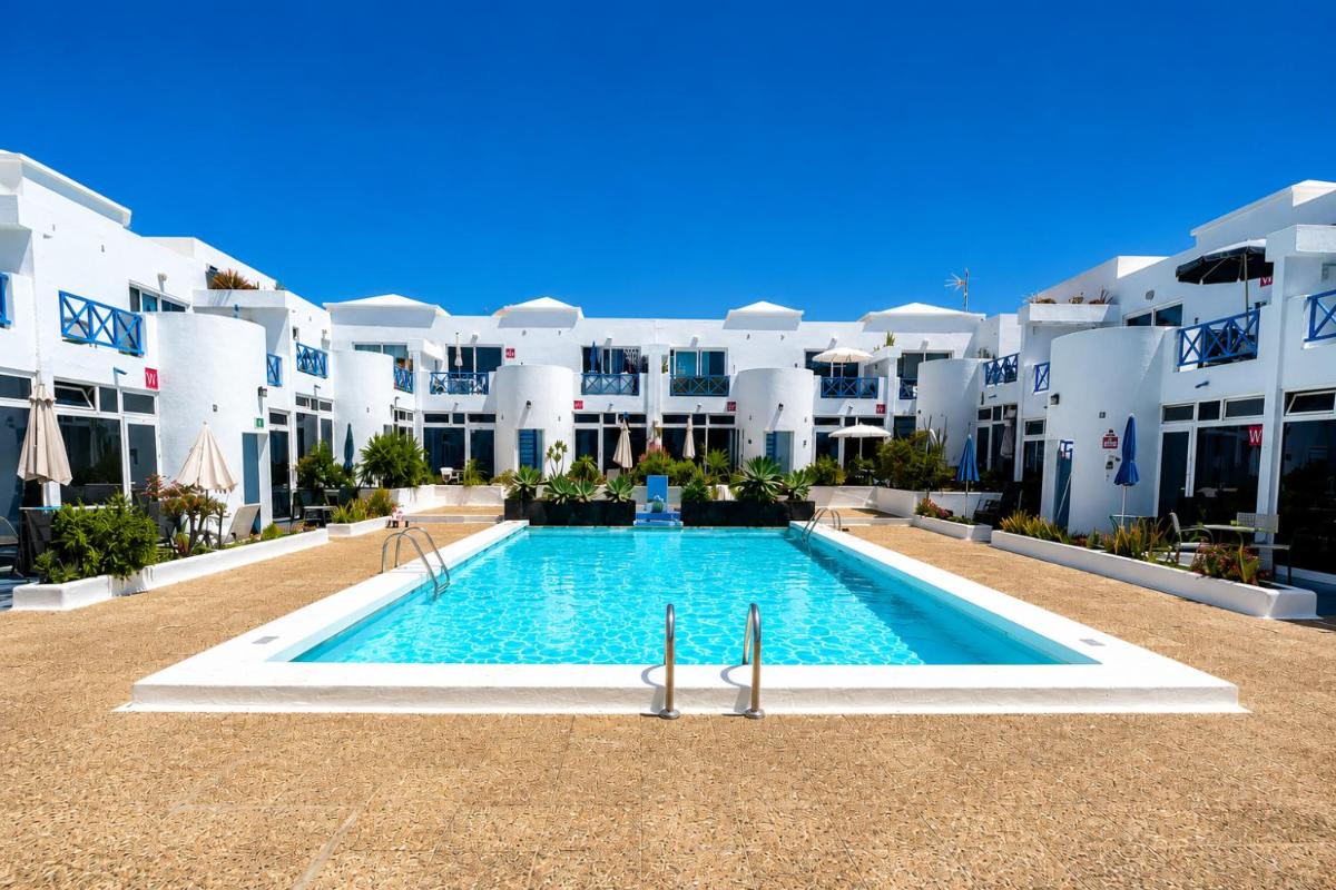 Cristian Puerto del Carmen Los Delfines - Housity