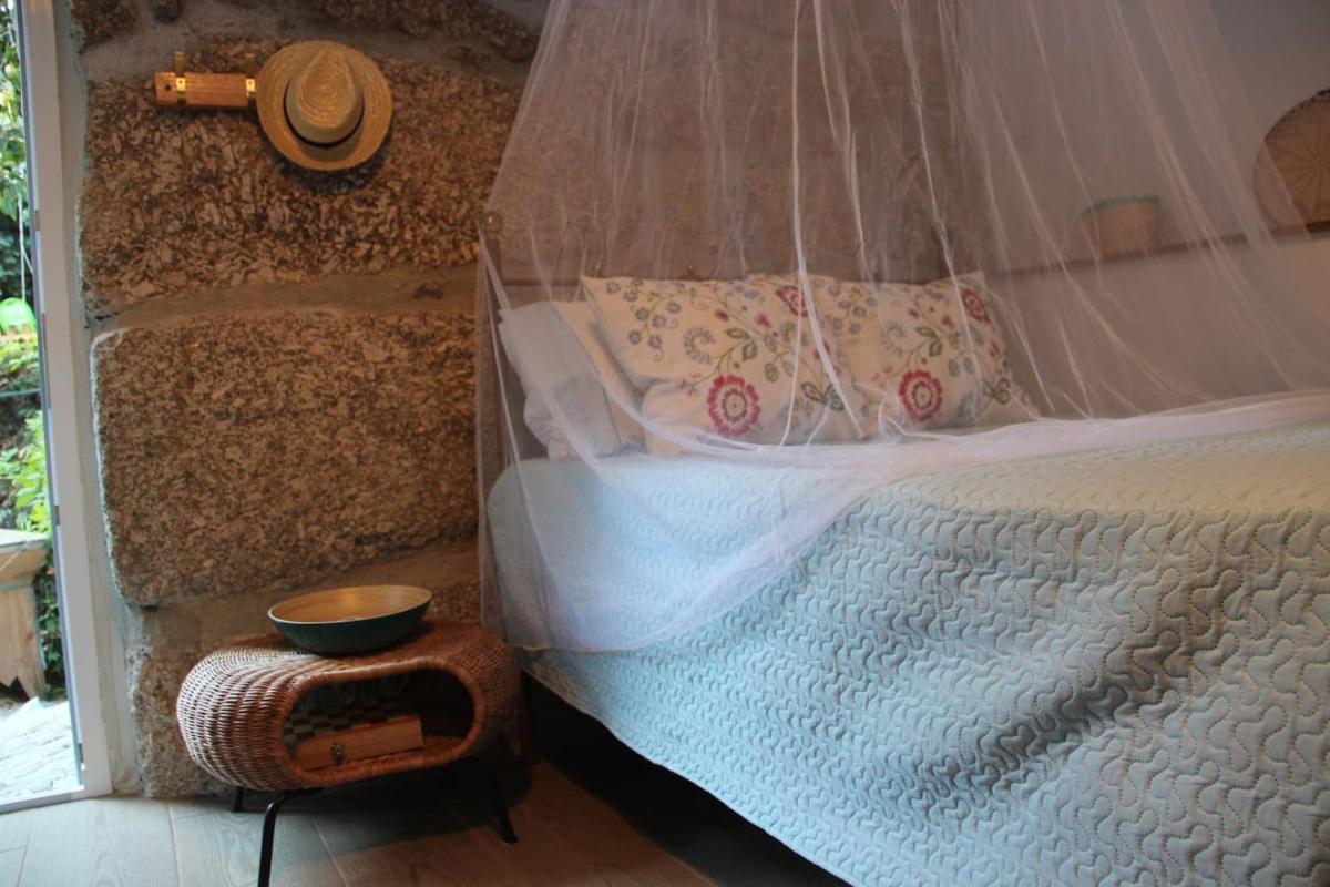 Charming Studio in Marco de Canaveses 25m² with Pool - Housity