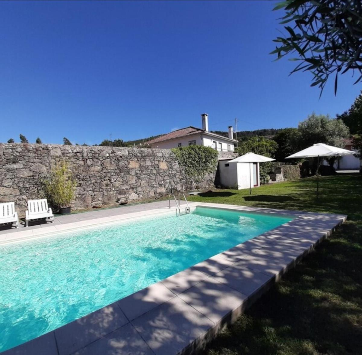 Charming house in Povoa de Lanhoso with shared pool - Housity