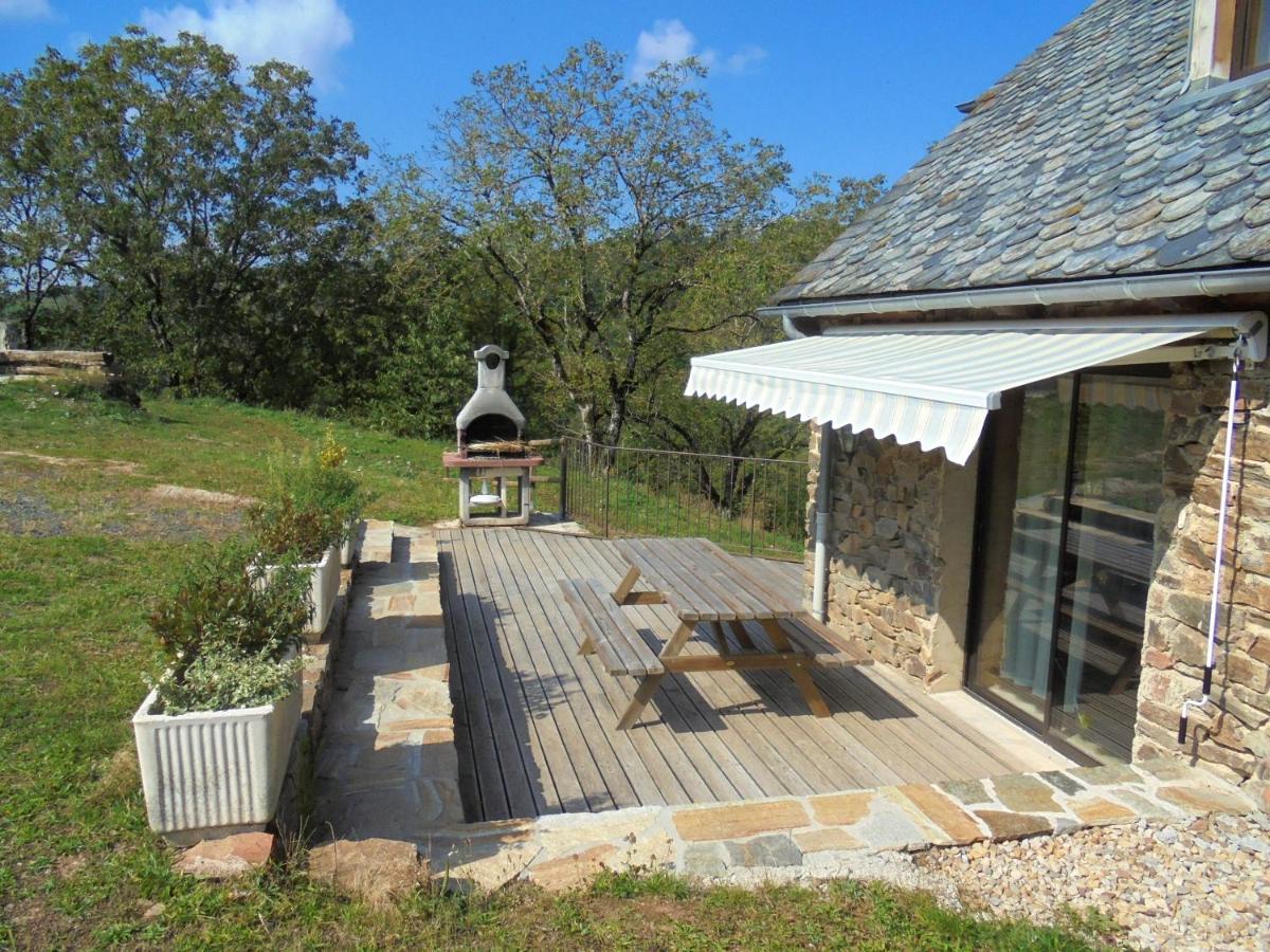 Maison spacieuse à Castelnau-de-Mandailles avec cheminée 250 m² - Housity