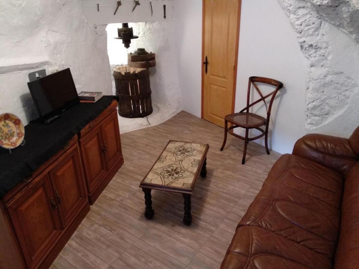 Charming house in Arnedillo with terrace - Housity