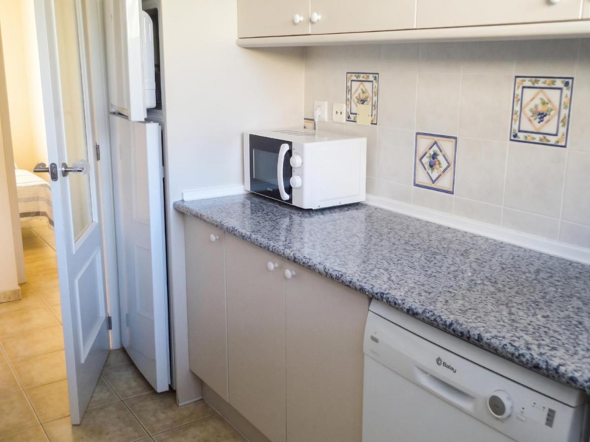 Charming Apartment in Dénia with Shared Pool - Housity
