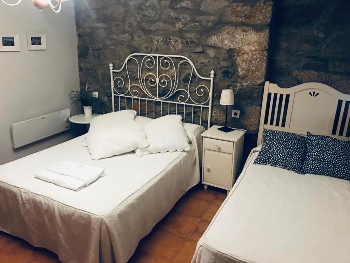 Spacious House in Molinaseca with Mountain View - Housity