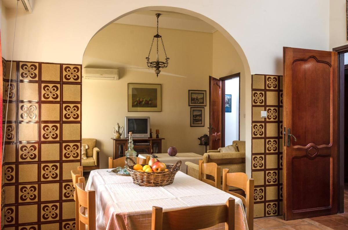 Cretan Ethereal House - Housity