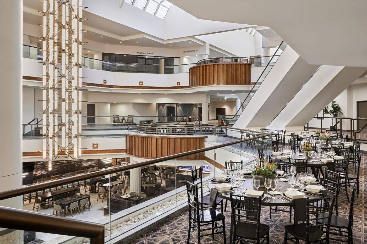 San Antonio Marriott Rivercenter on the River Walk - Housity