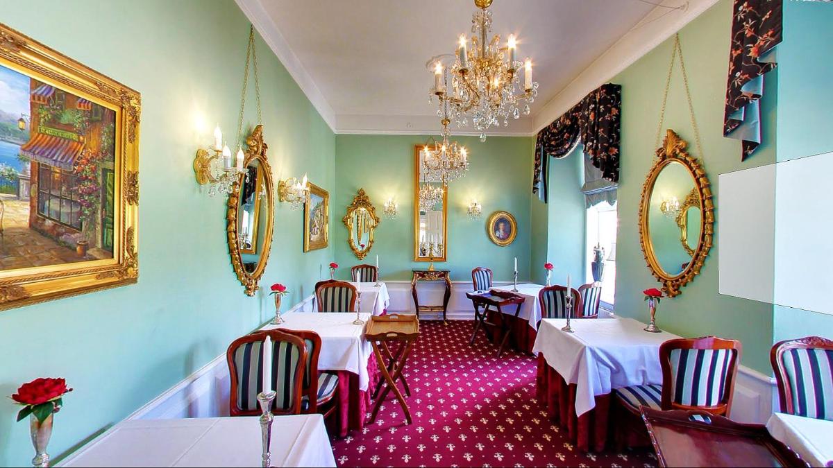 Store Restrup Manor House - Housity
