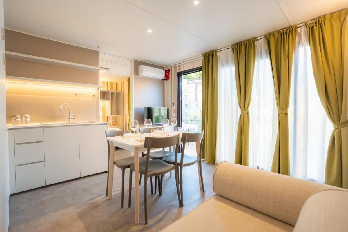 Residence Holidays - Housity