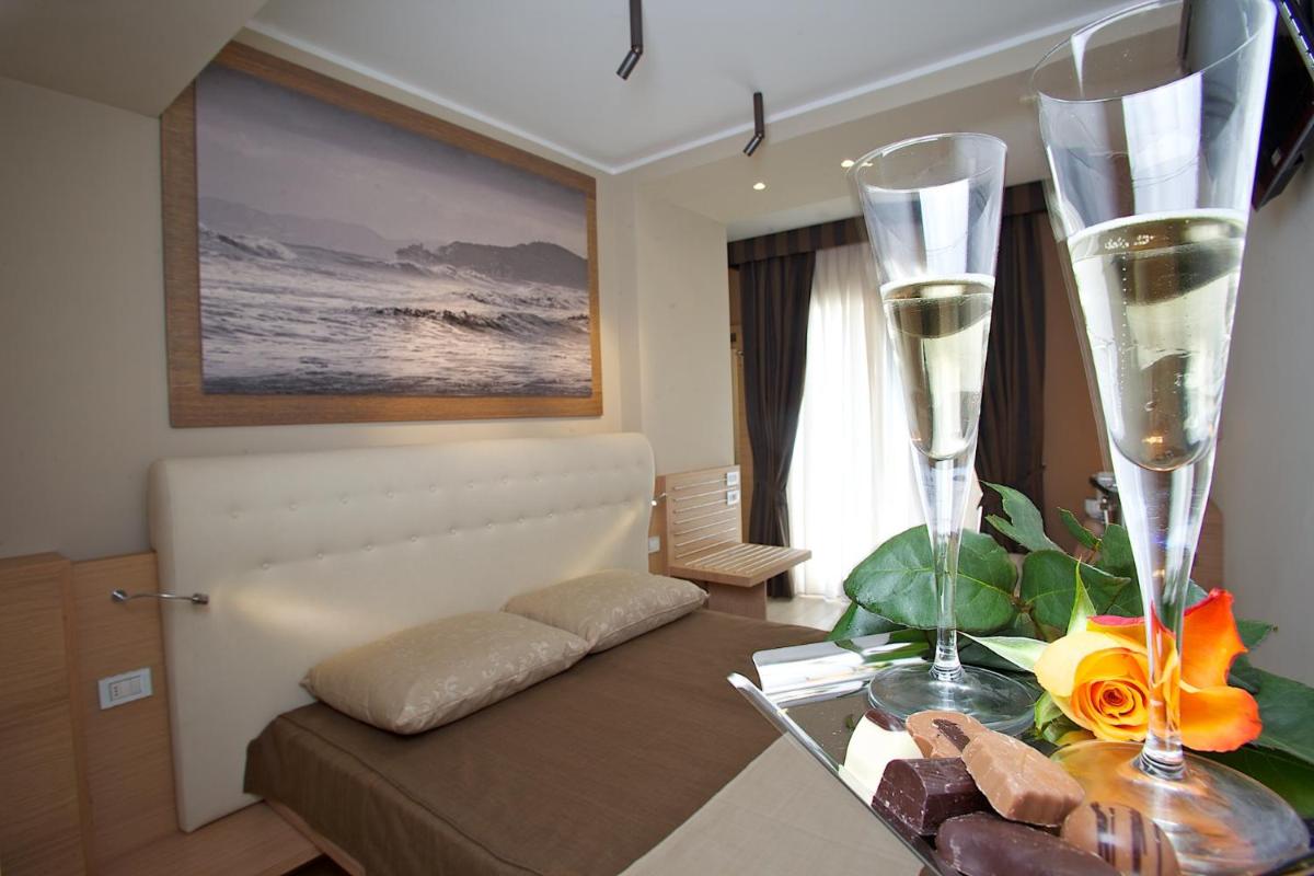 Hotel C'era Una Volta - Housity