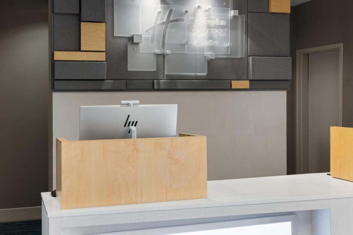 Holiday Inn Express Hotel & Suites New Iberia - Avery Island by IHG - Housity